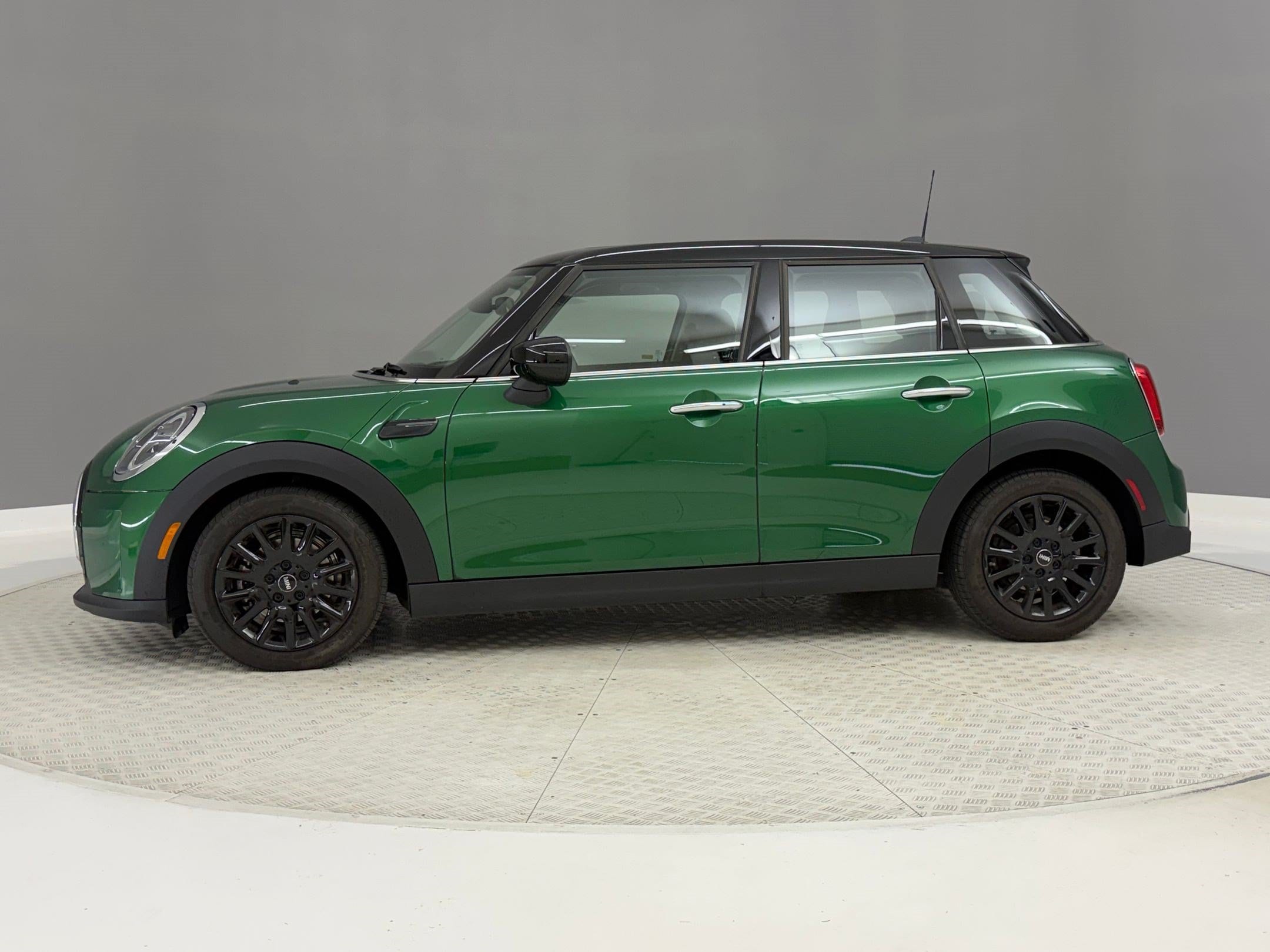 mini hardtop 4 door 2023 WMW33DK07P2U21279 image mini hardtop 4 door 2023 WMW33DK07P2U21279 image